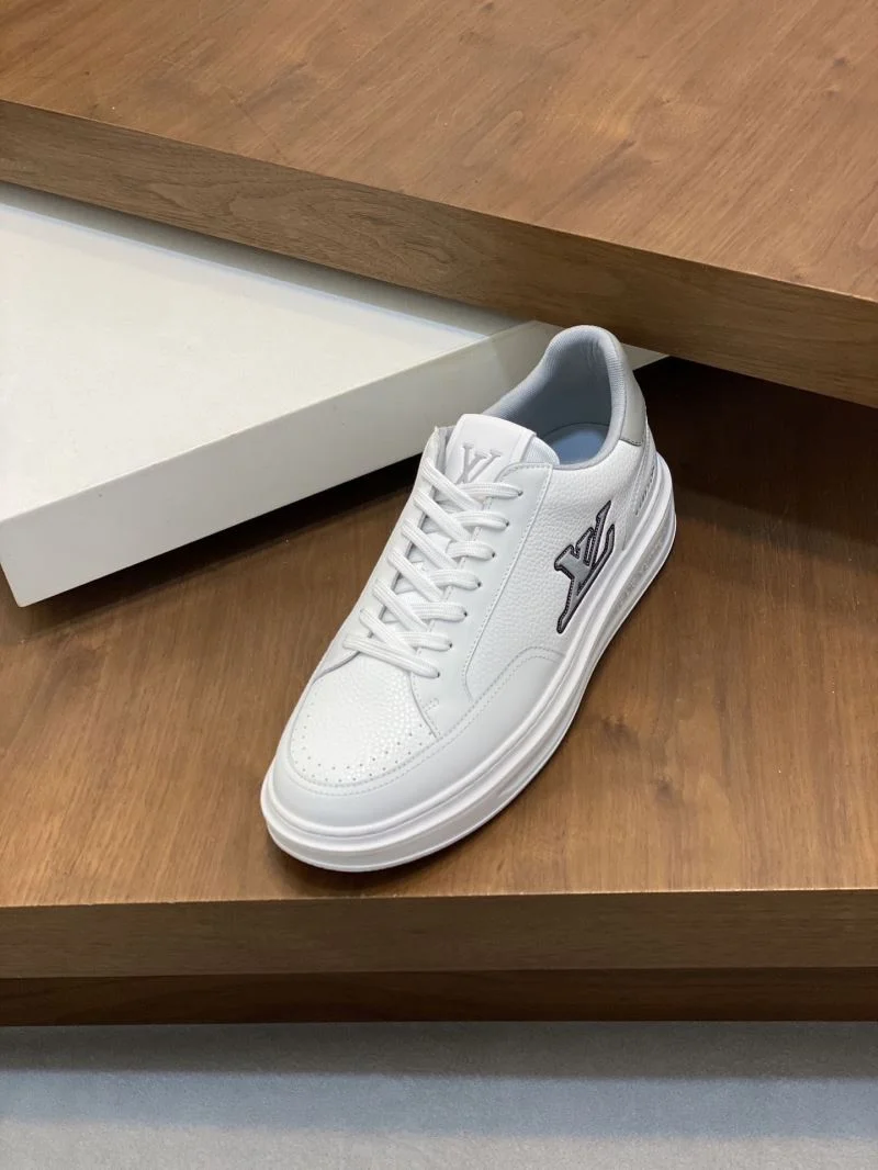 TechFriendly Louis Vuitton Low Shoes 32873