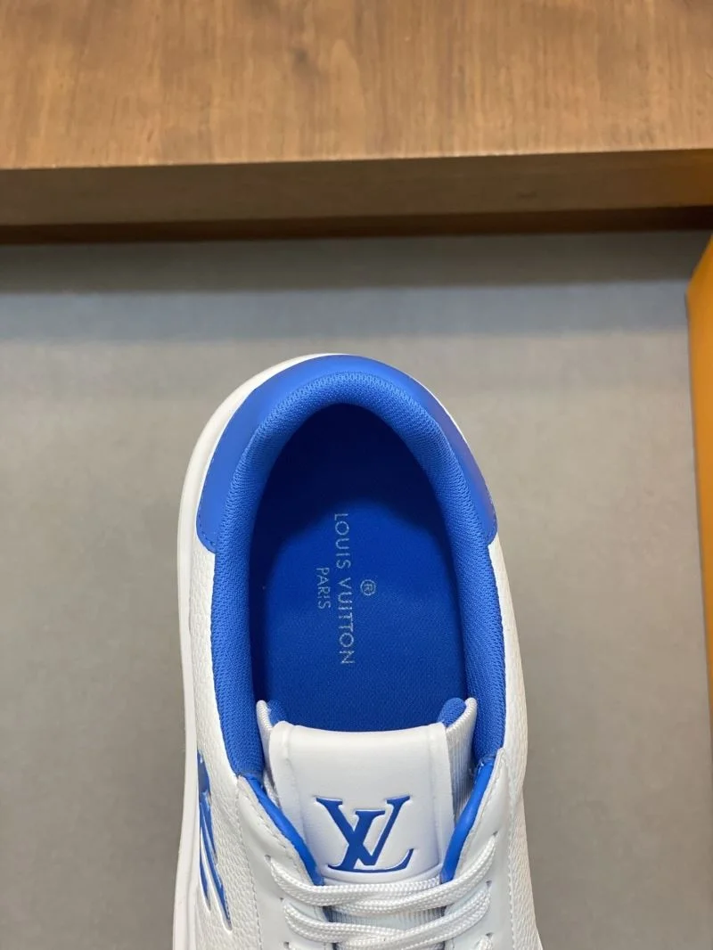 Louis Vuitton Low Shoes Functional 32871