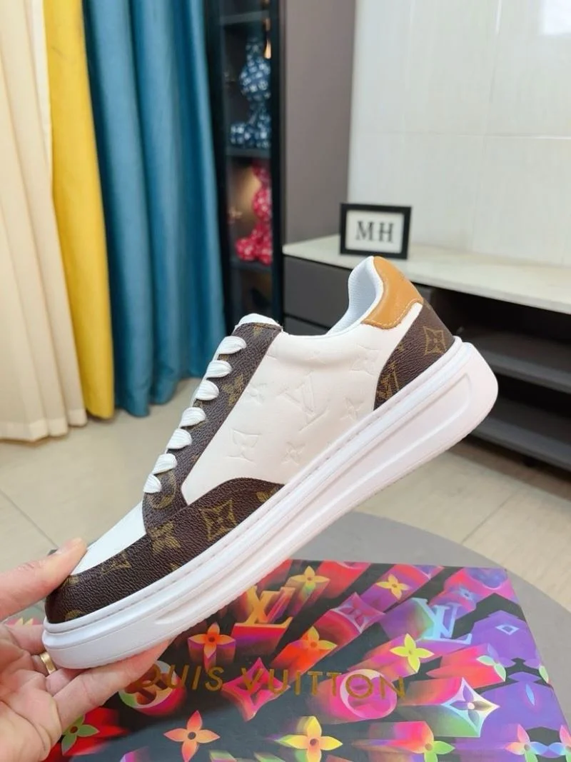 Practical Louis Vuitton Low Shoes 32867
