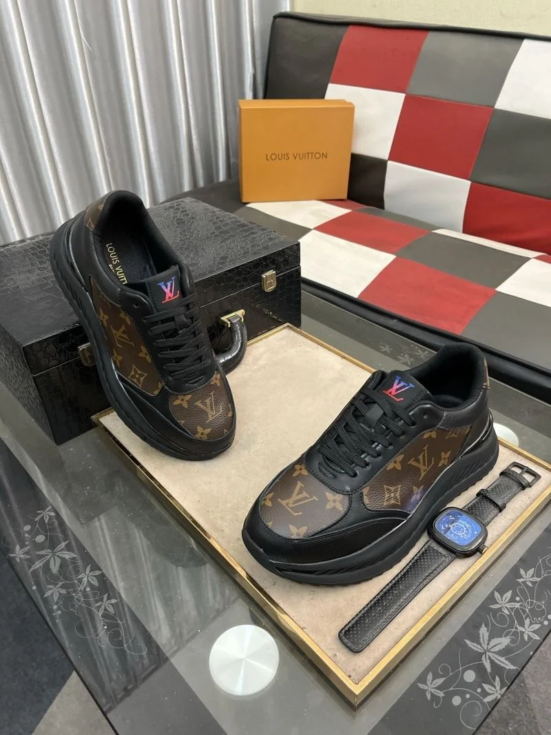 Lightweight Louis Vuitton Low Shoes 32864