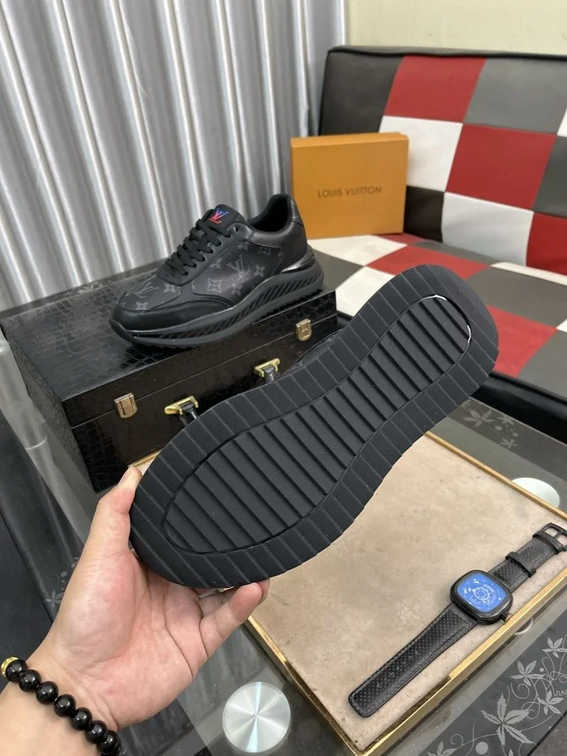 Louis Vuitton Low Shoes Bold 32838