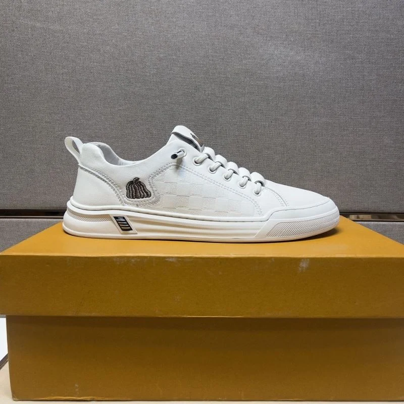 Louis Vuitton Low Shoes Classic 32848