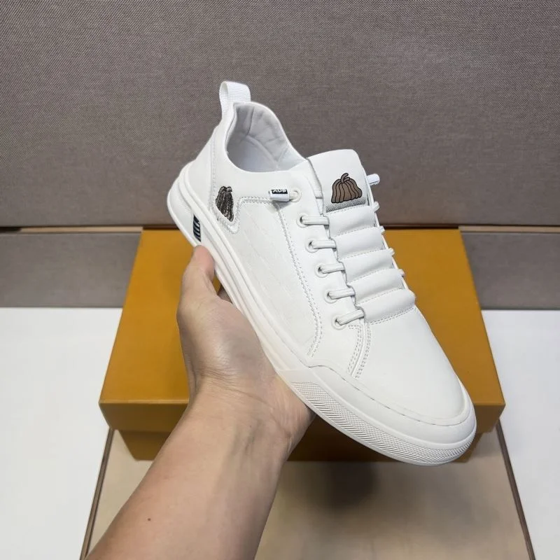 Louis Vuitton Low Shoes Classic 32848