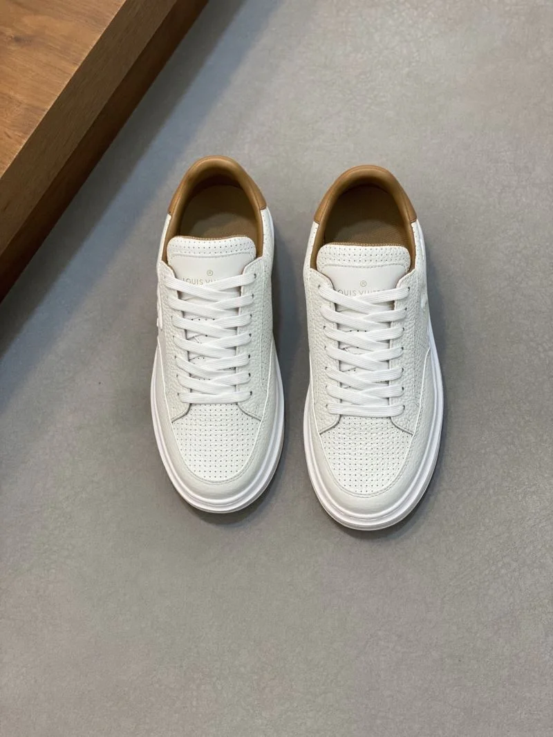 Timeless Louis Vuitton Low Shoes 32854