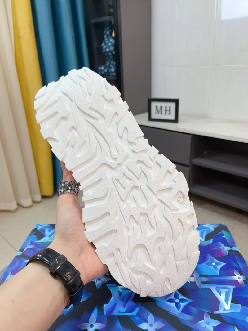 Louis Vuitton Low Shoes AllSeason 32857