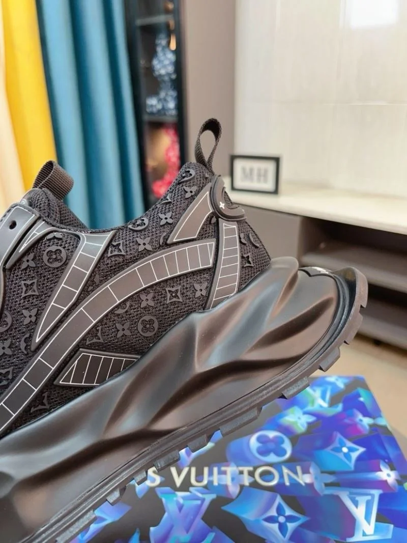 Louis Vuitton Low Shoes Effortless 32851
