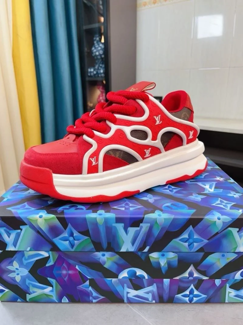Reliable Louis Vuitton Low Shoes 32845
