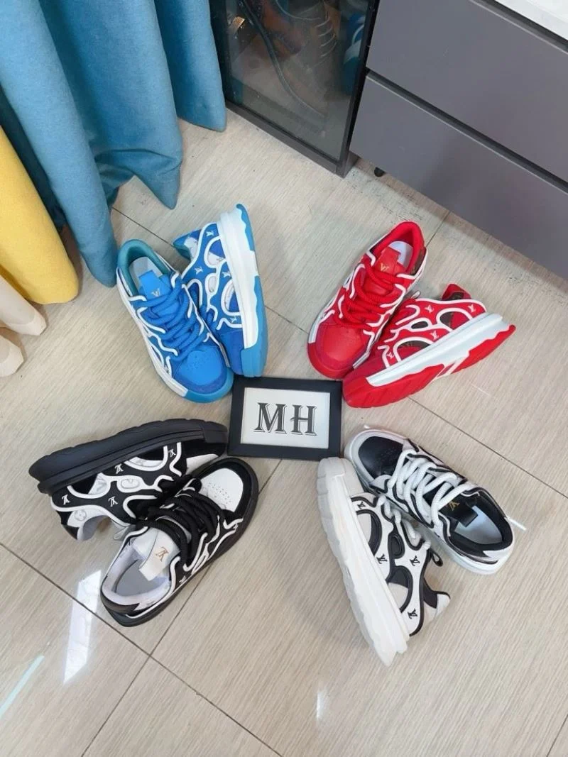 Louis Vuitton Low Shoes ZipUp 32859