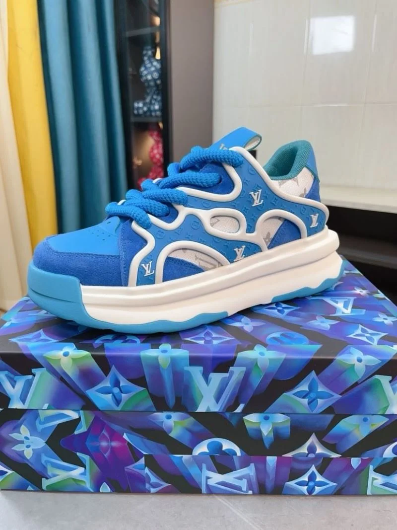 Louis Vuitton Low Shoes ZipUp 32859