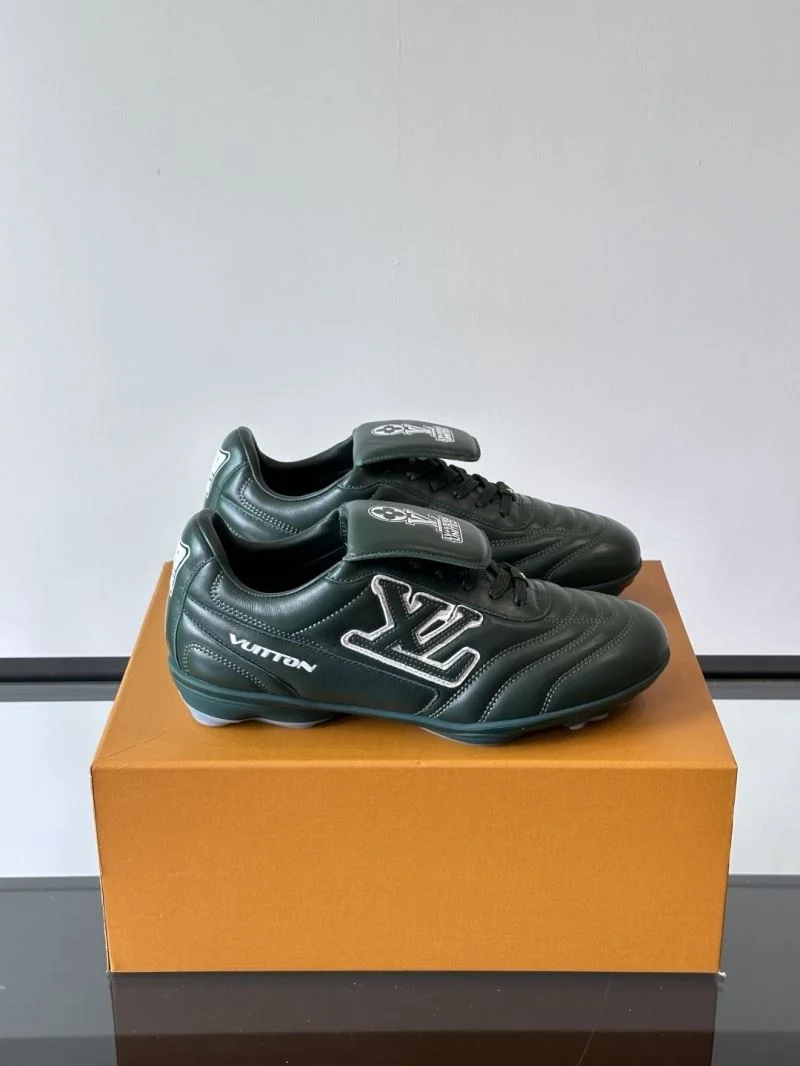 Original Louis Vuitton Low Shoes 32860