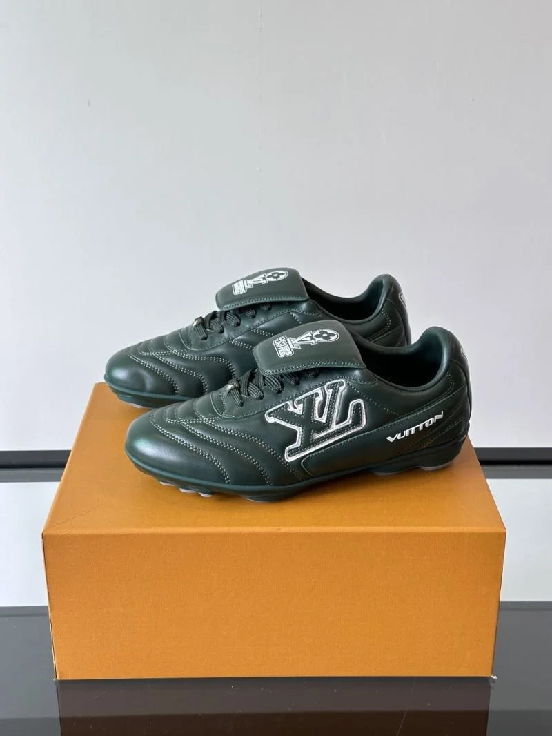 Original Louis Vuitton Low Shoes 32860