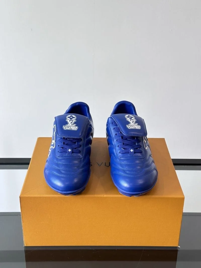 MultiPurpose Louis Vuitton Low Shoes 32843