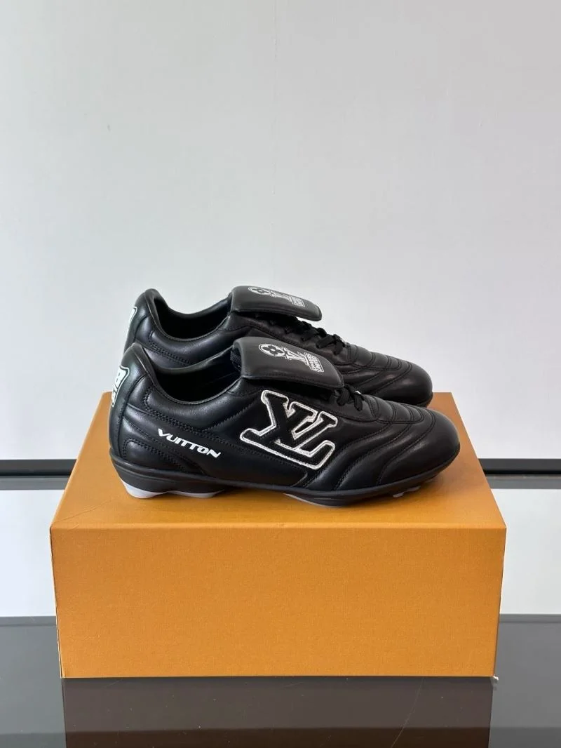 Louis Vuitton Low Shoes Fashionable 32858