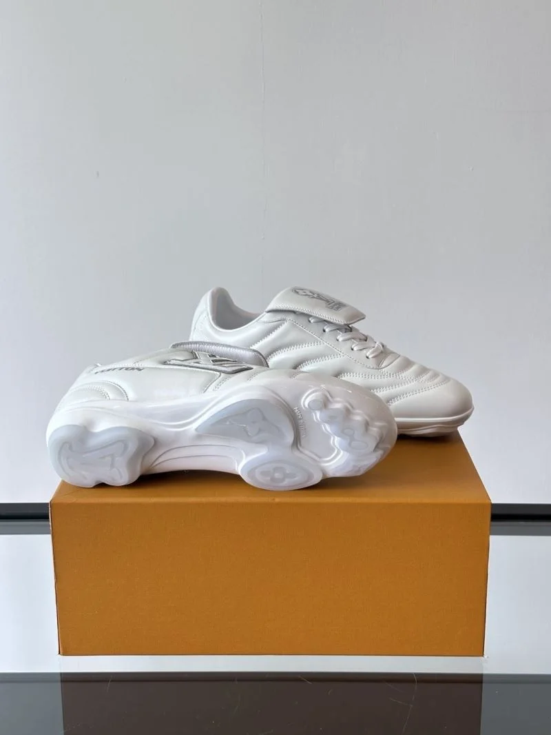 Louis Vuitton Low Shoes Supportive 32863