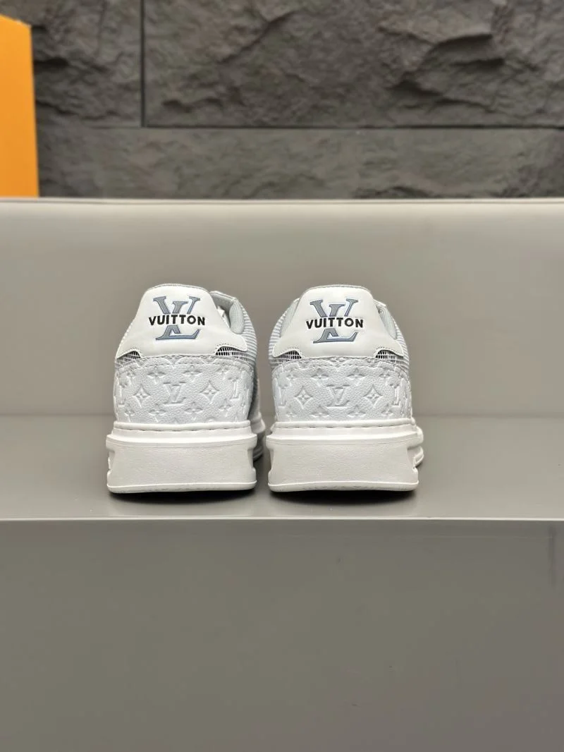 Soft Louis Vuitton Low Shoes 32837