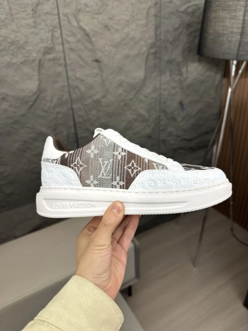 Durable Louis Vuitton Low Shoes 32835