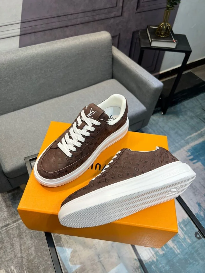 Louis Vuitton Low Shoes EasyCare 32834