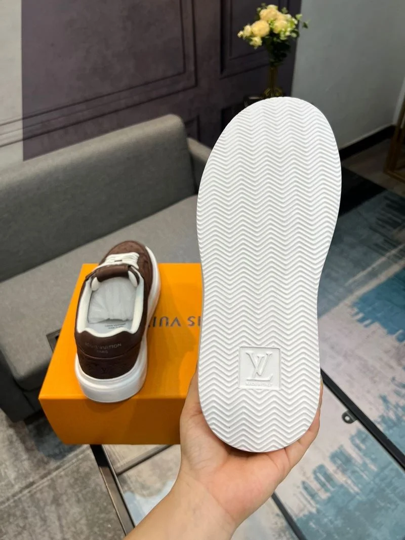 Louis Vuitton Low Shoes EasyCare 32834
