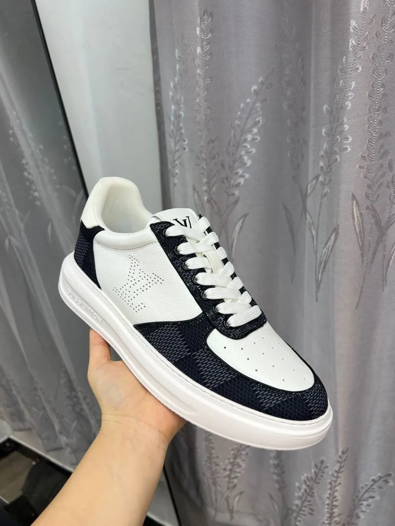 Louis Vuitton Low Shoes Stylish 32847