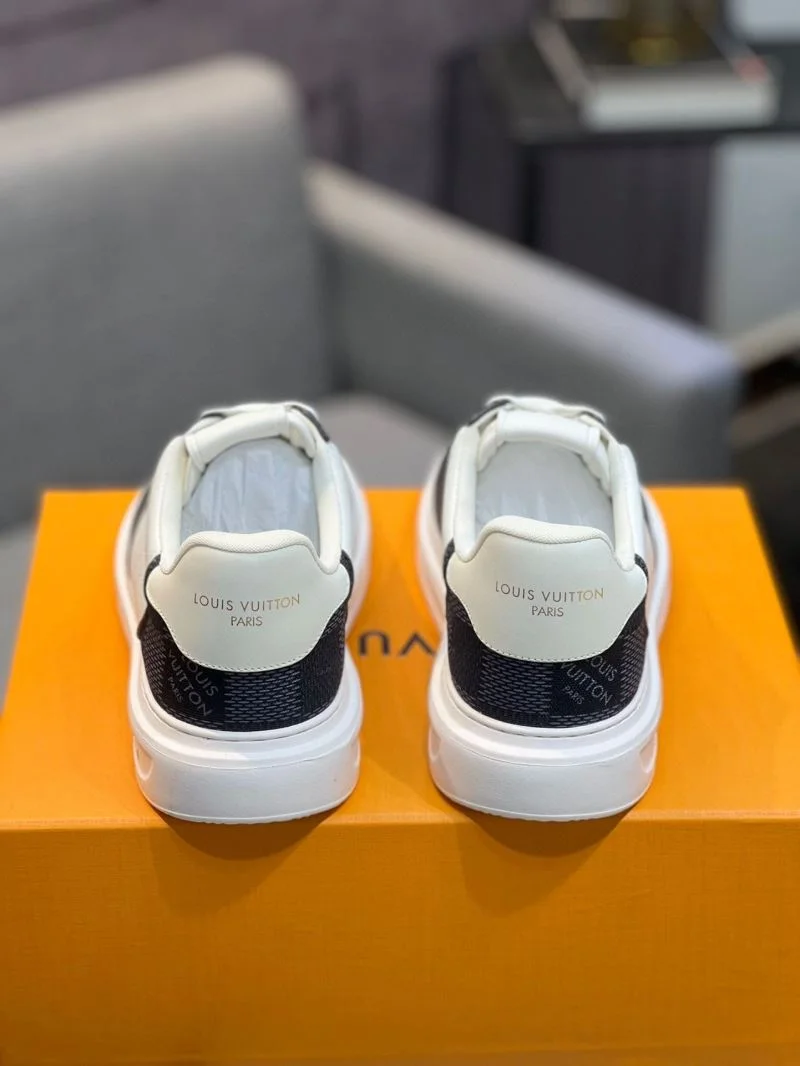 Louis Vuitton Low Shoes Stylish 32847