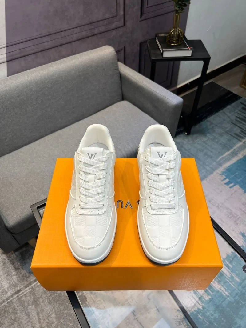 Louis Vuitton Low Shoes FreshLook 32828