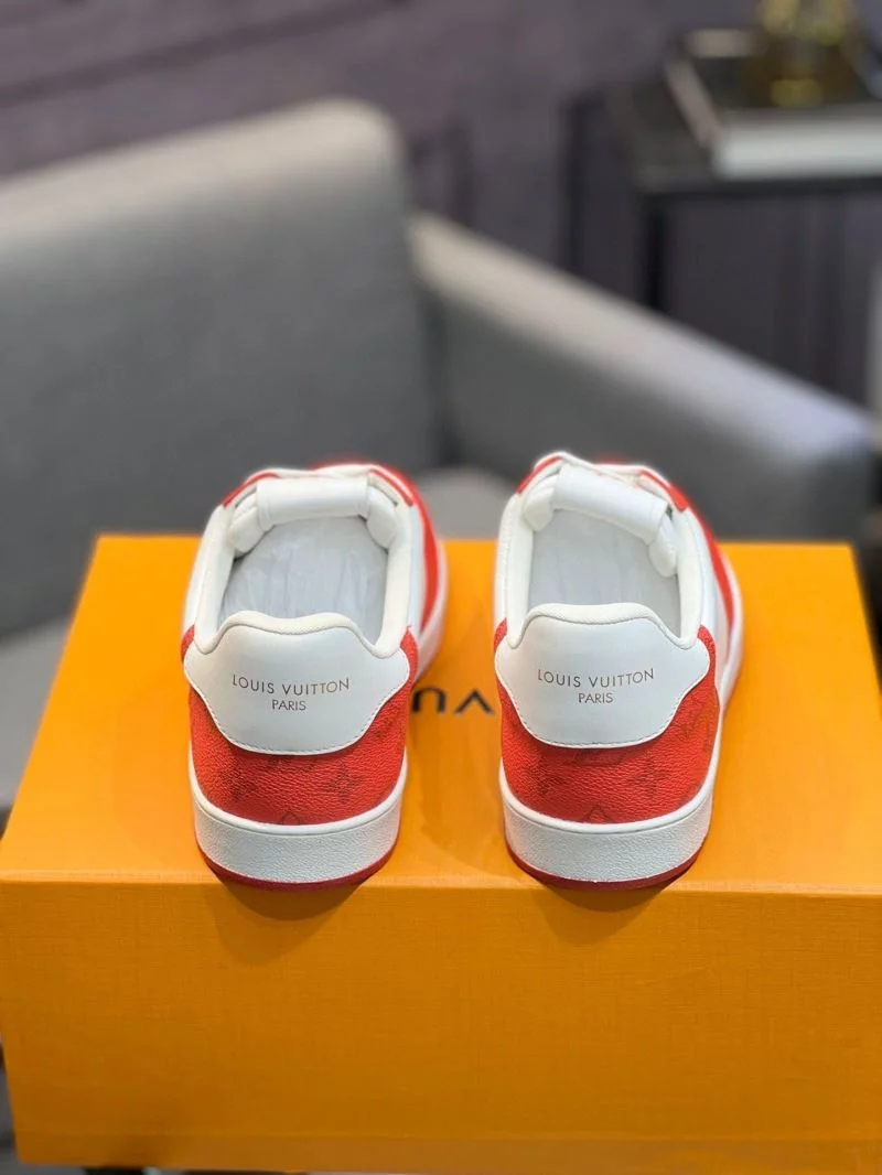 Versatile Louis Vuitton Low Shoes 32831