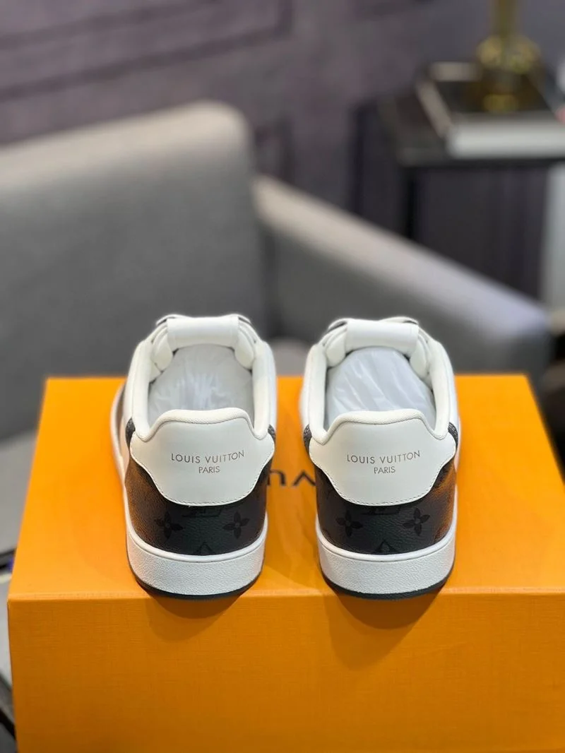 Louis Vuitton Low Shoes FashionForward 32804