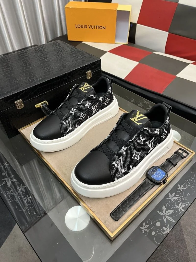 Louis Vuitton Low Shoes WeatherProof 32802