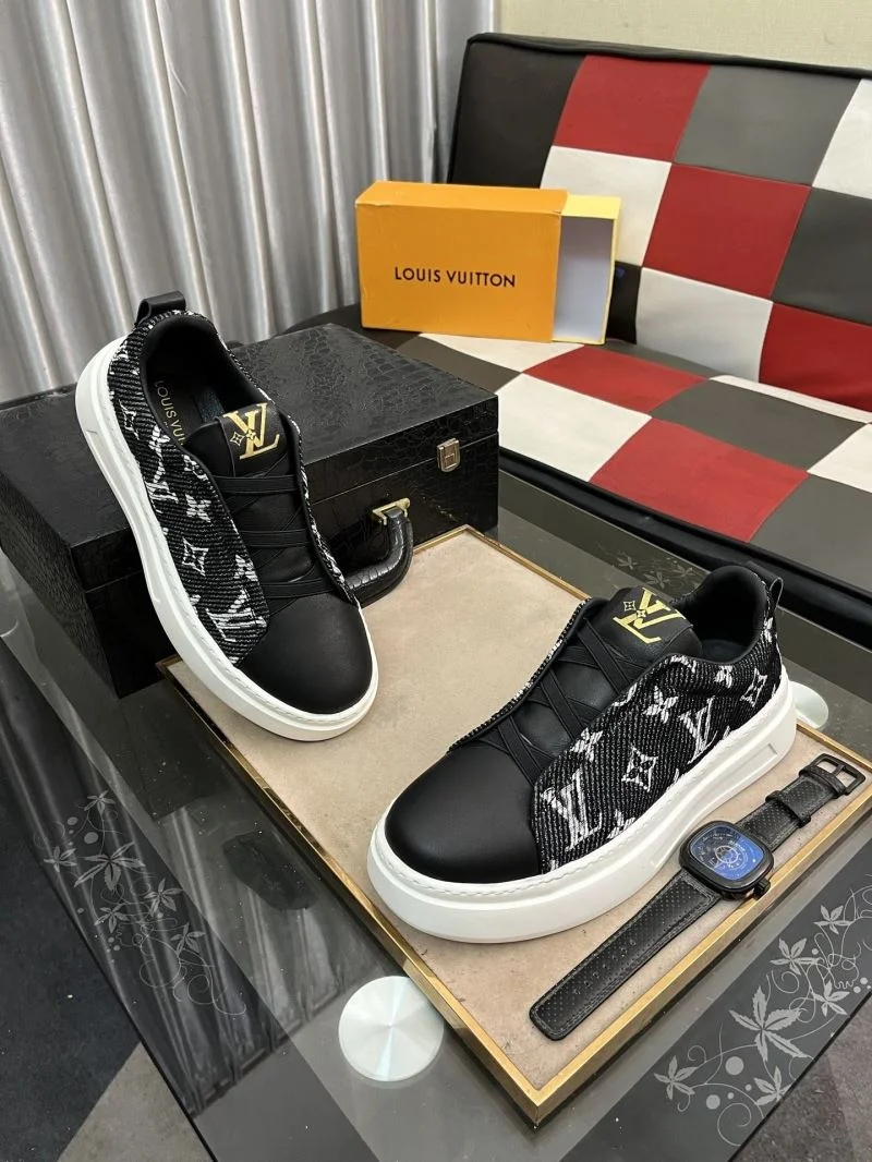Louis Vuitton Low Shoes WeatherProof 32802