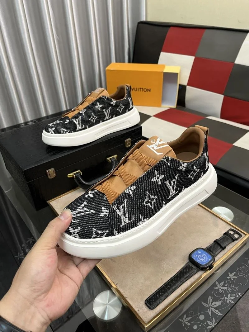 SoftTouch Louis Vuitton Low Shoes 32808
