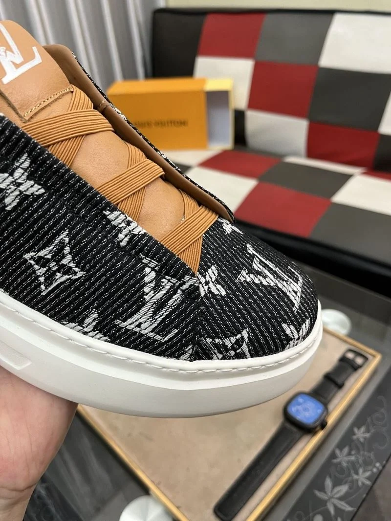 SoftTouch Louis Vuitton Low Shoes 32808