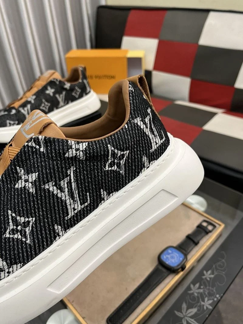 SoftTouch Louis Vuitton Low Shoes 32808