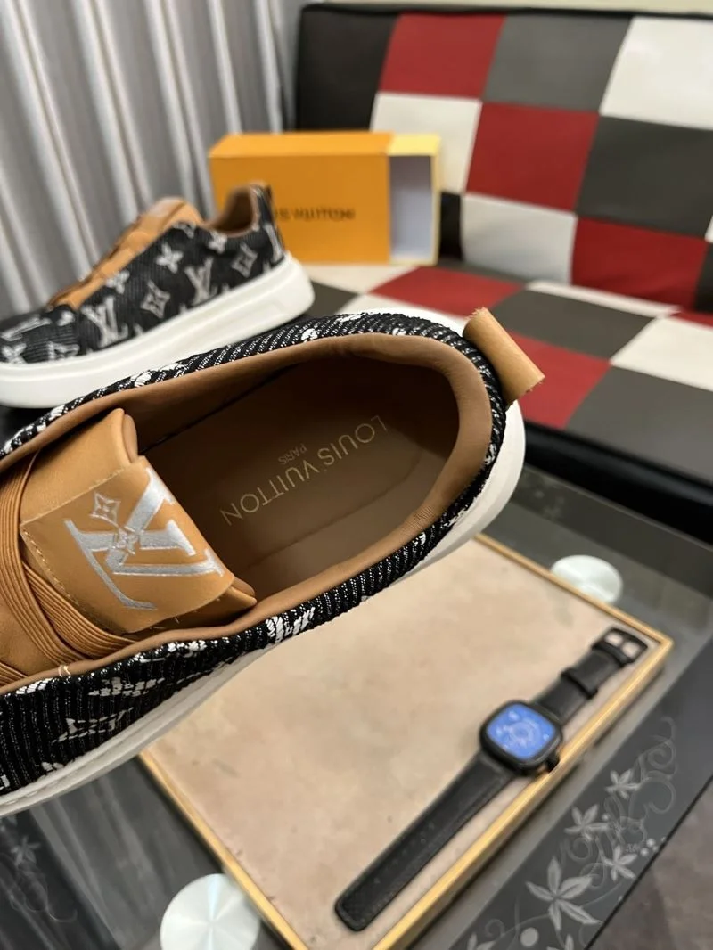 SoftTouch Louis Vuitton Low Shoes 32808