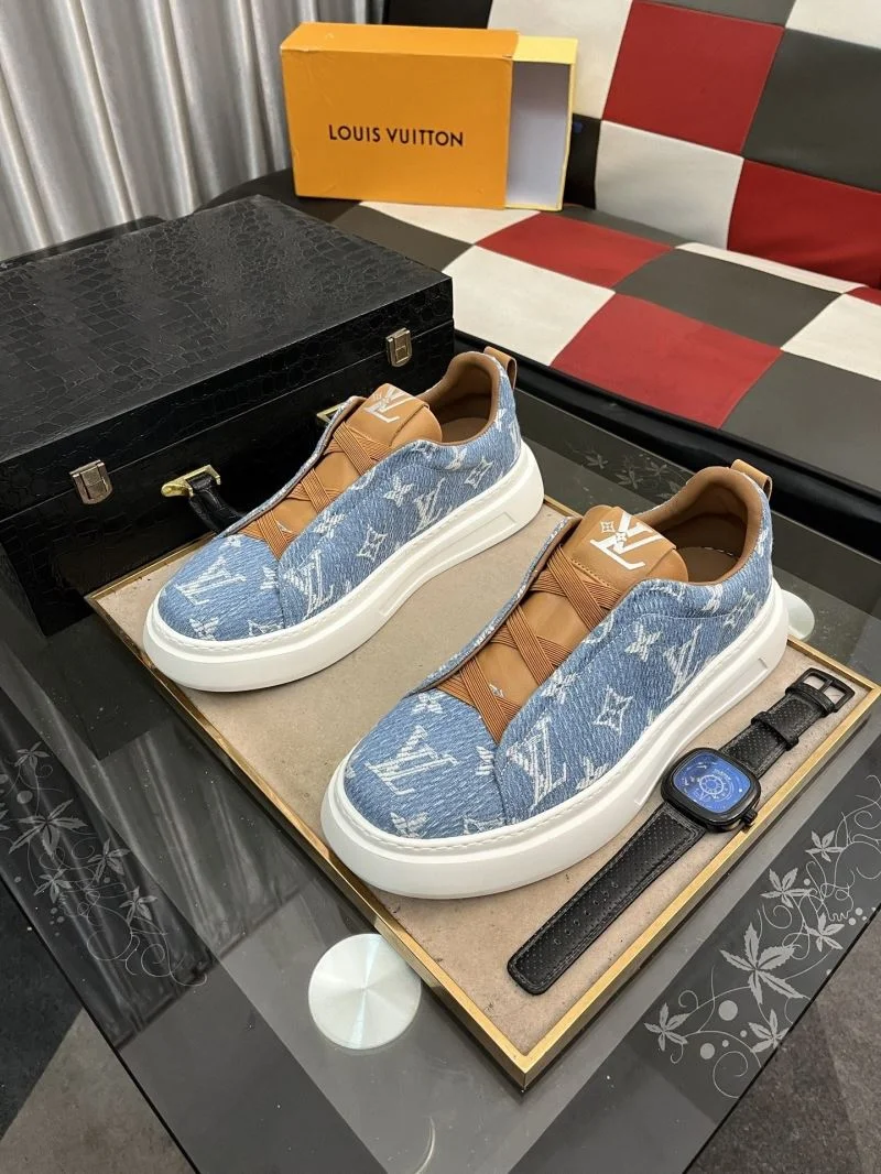 Louis Vuitton Low Shoes ZipUp 32818