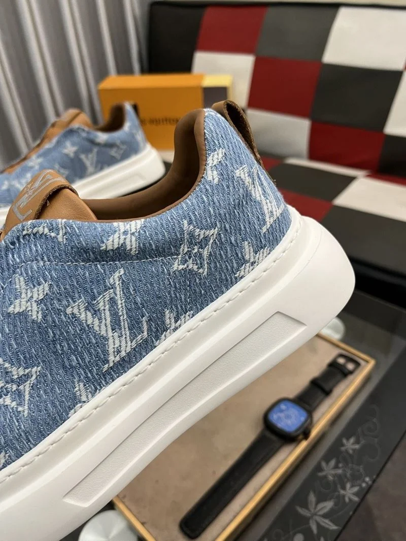 Louis Vuitton Low Shoes ZipUp 32818