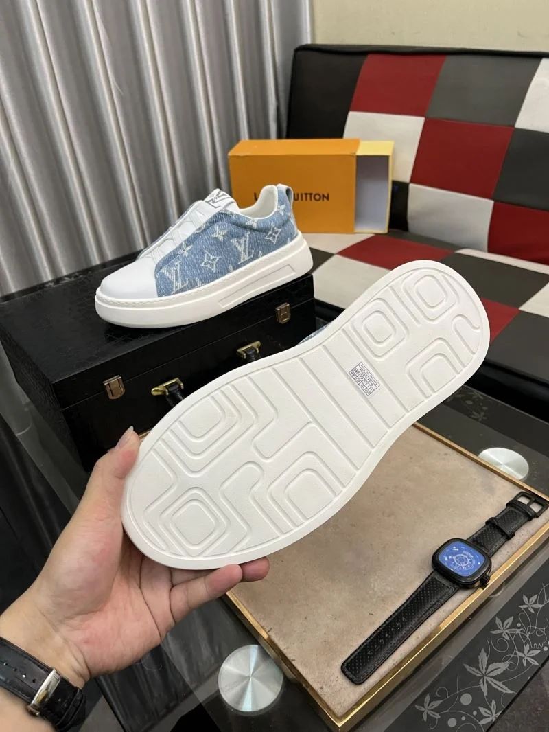 Louis Vuitton Low Shoes MoistureWicking 32810
