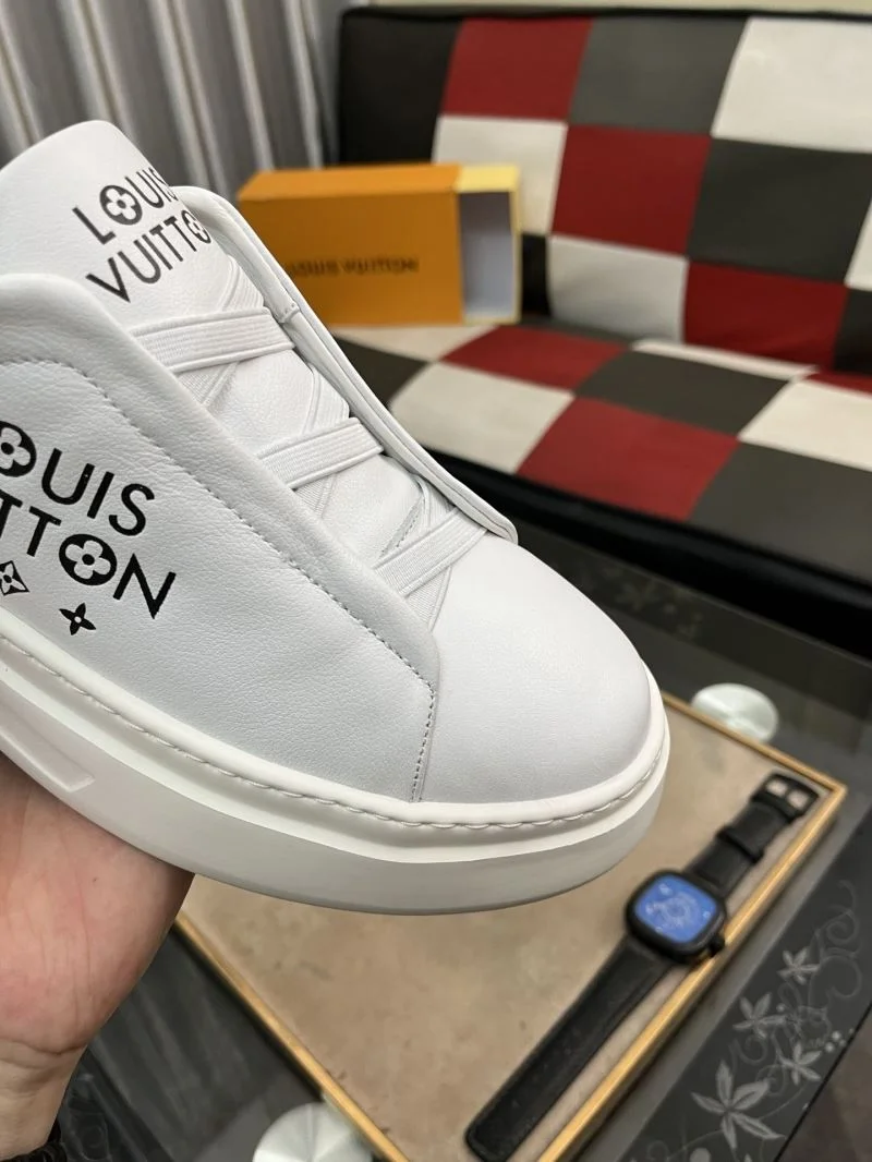 Tailored Louis Vuitton Low Shoes 32819