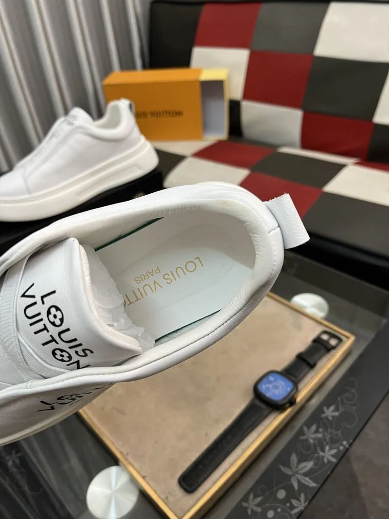 Tailored Louis Vuitton Low Shoes 32819