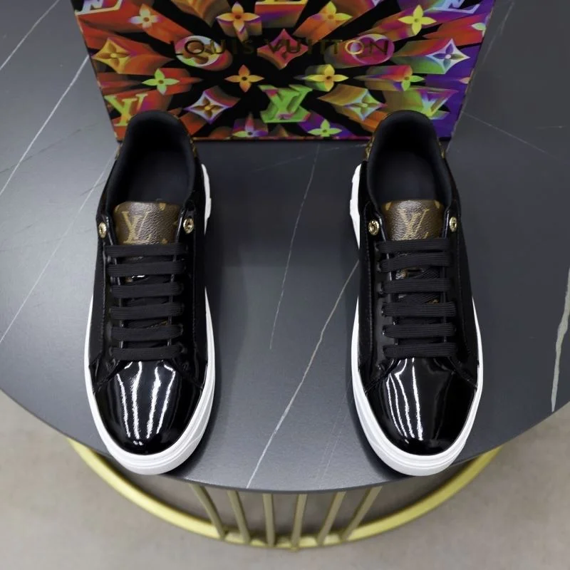 Louis Vuitton Low Shoes WeatherProof 32813