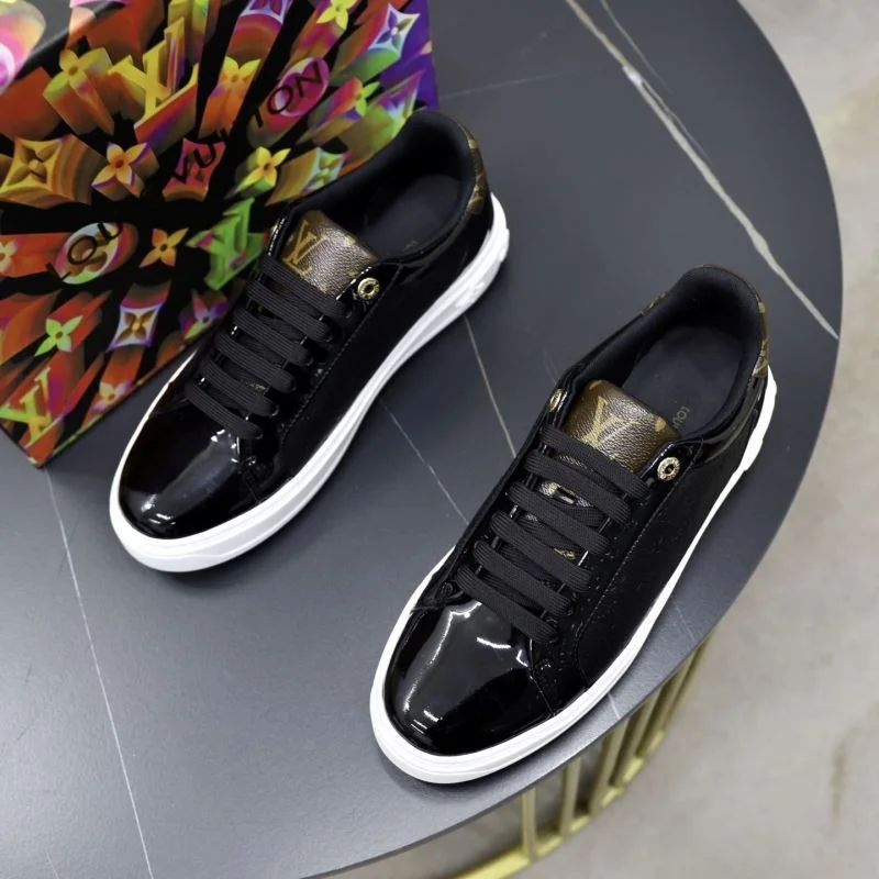 Louis Vuitton Low Shoes WeatherProof 32813