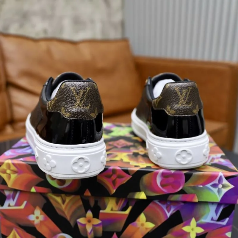 Louis Vuitton Low Shoes WeatherProof 32813