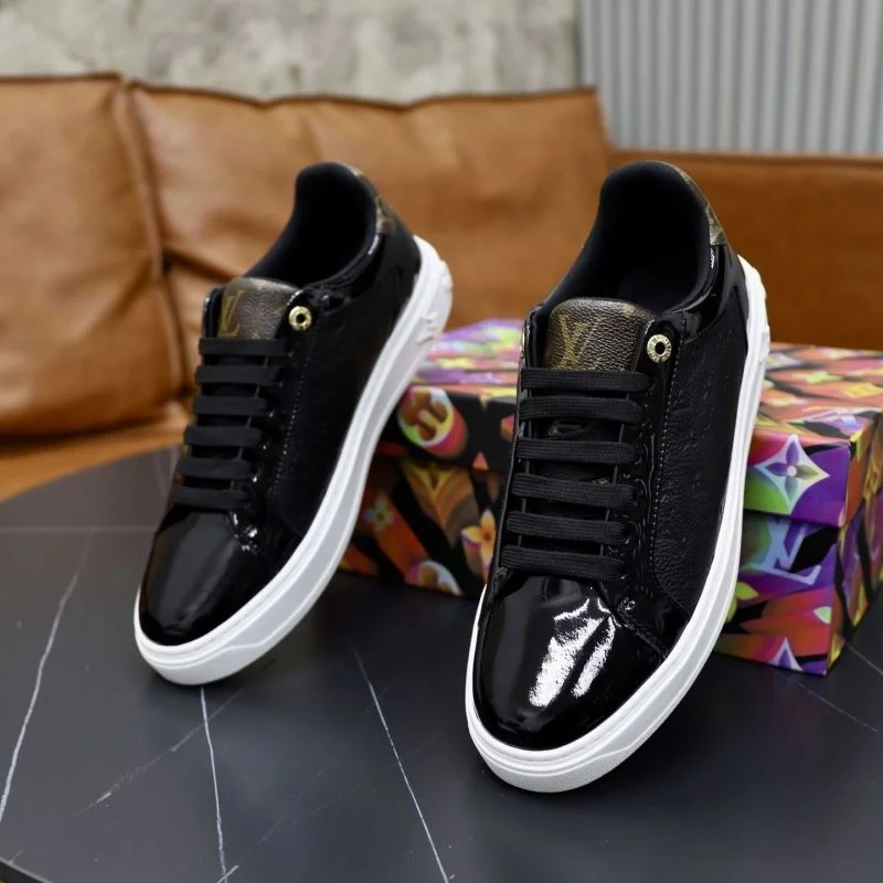 Louis Vuitton Low Shoes WeatherProof 32813