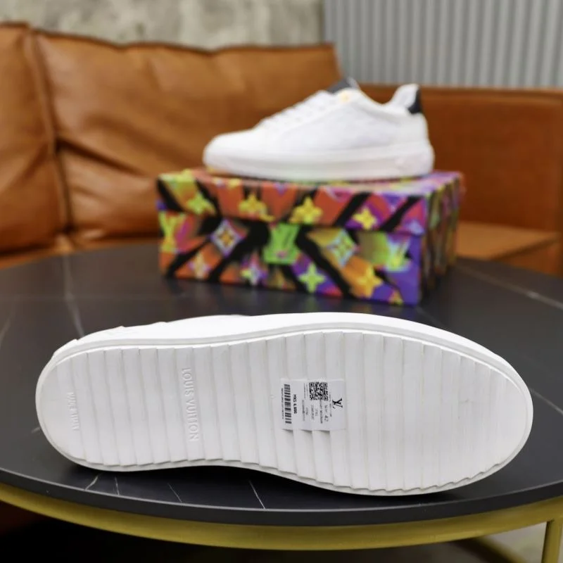 WeatherProof Louis Vuitton Low Shoes 32807