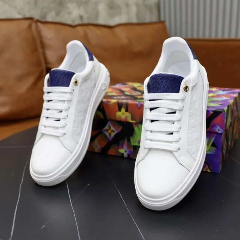 ComfortFit Louis Vuitton Low Shoes 32814