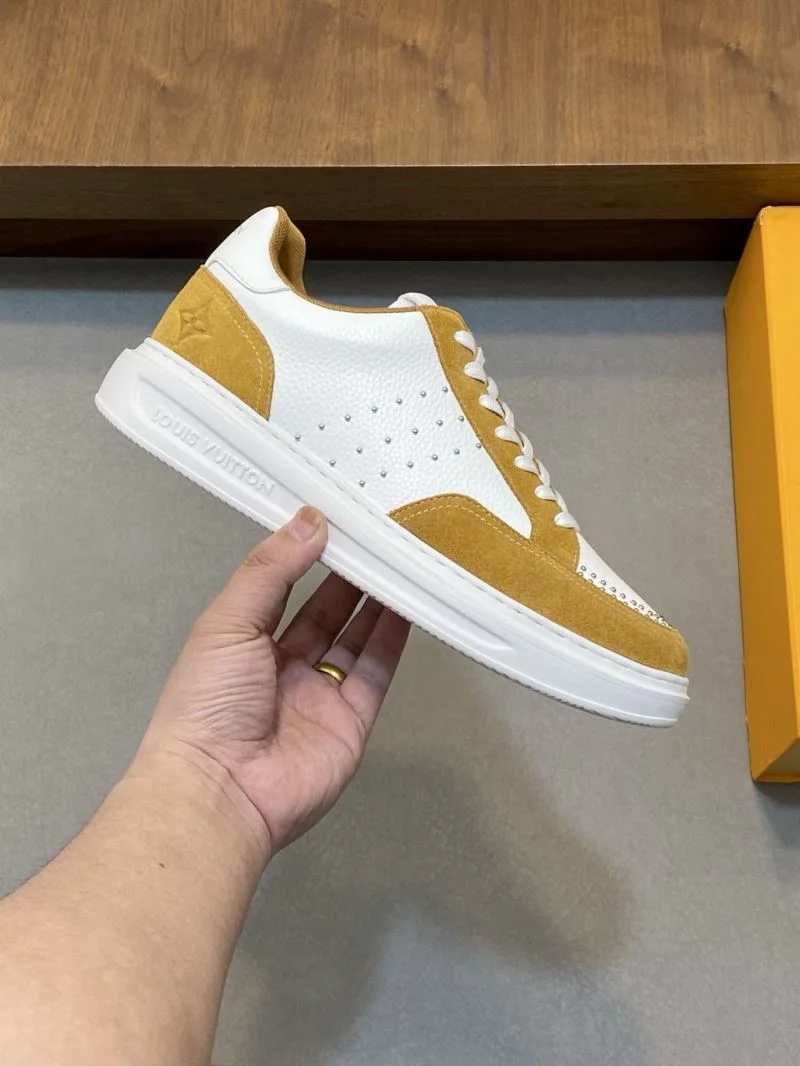 Louis Vuitton Low Shoes Vibrant 32822