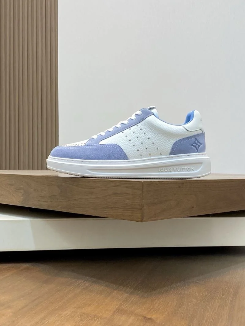 Louis Vuitton Low Shoes Sporty 32801