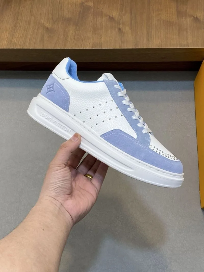 Louis Vuitton Low Shoes Sporty 32801