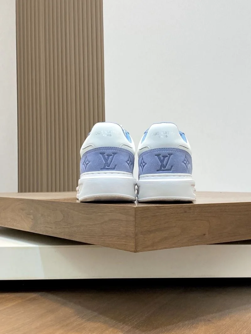 Louis Vuitton Low Shoes Sporty 32801
