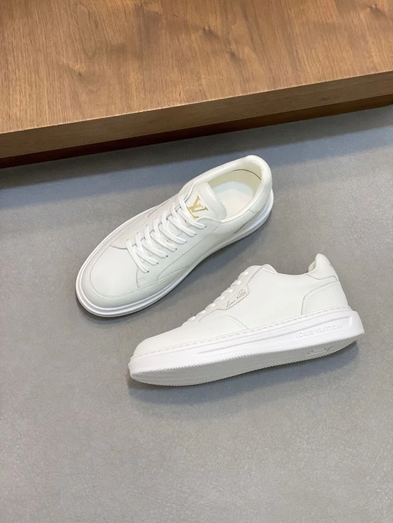 Versatile Louis Vuitton Low Shoes 32792