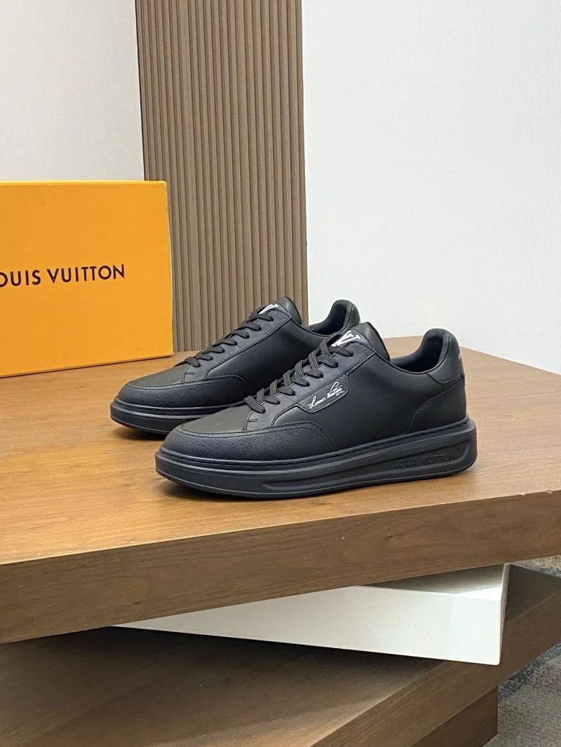 Durable Louis Vuitton Low Shoes 32803